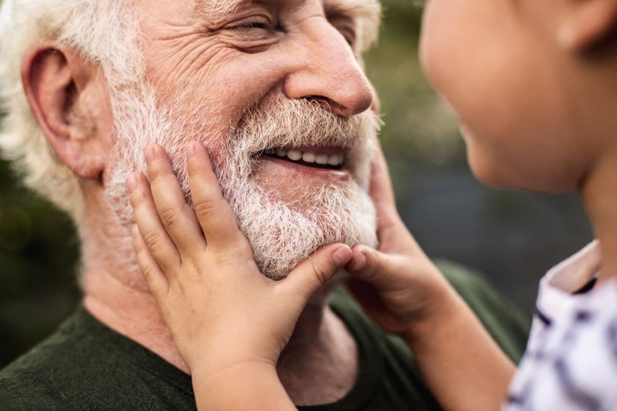 How Often Should a Dental Crown Be Replaced? Signs of Wear and Tear