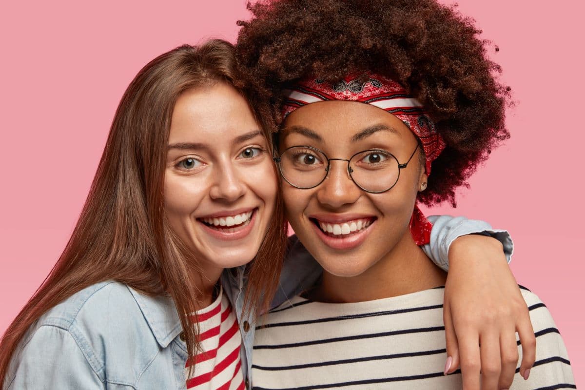 Can Tooth Contouring Fix the Look of Slightly Twisted or Rotated Front Teeth?