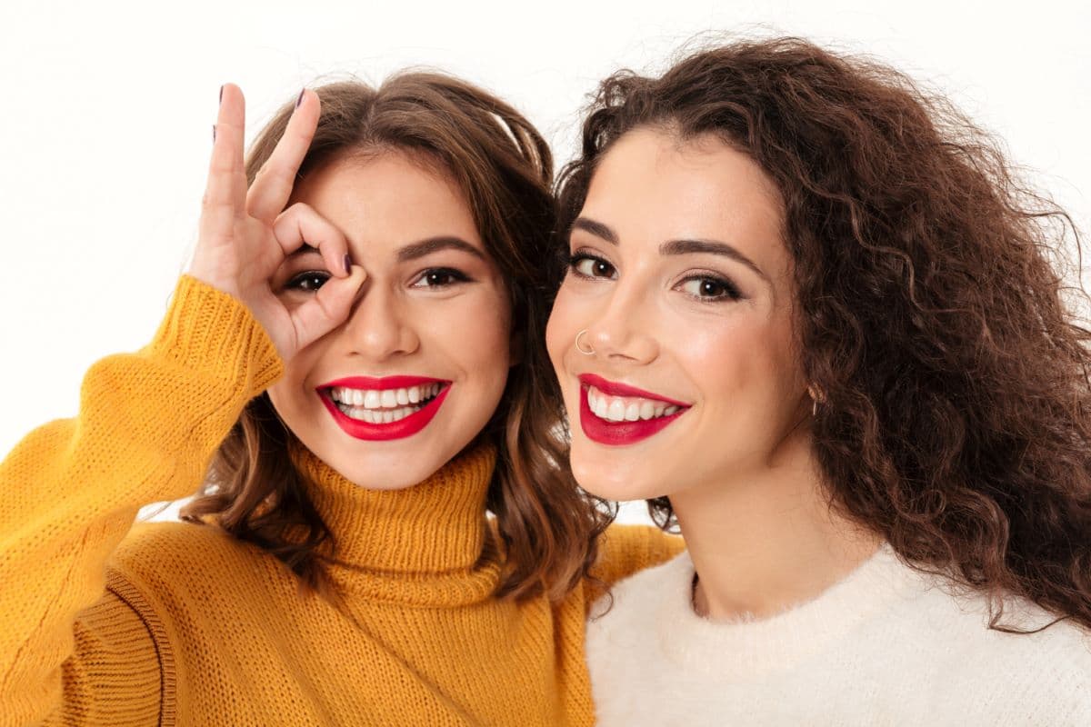 What Lifestyle Changes Must You Make After a Comprehensive Cosmetic Smile Makeover?