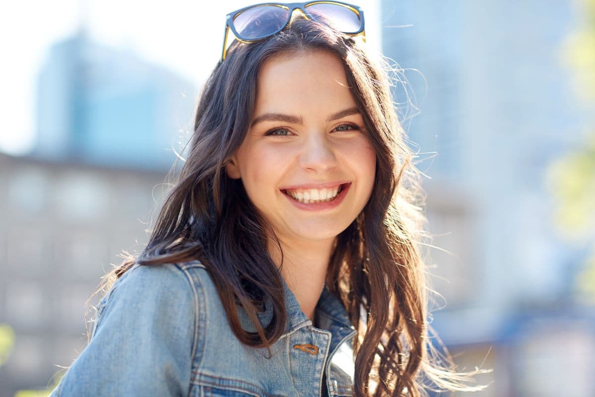 How Can You Distinguish Between a Severe Tooth Infection and a Painful Salivary Gland Blockage?